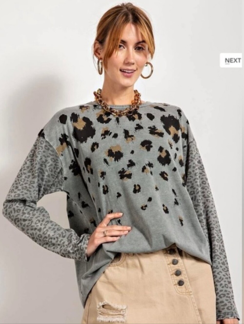 Easel Oversized Animal Print Top